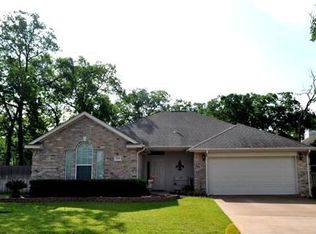 2101 Rivendell Ct, Bryan, TX 77807