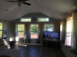 5362 Mapleton Rd, Lockport, NY 14094