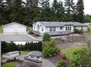 30 W Welcher Rd, Coupeville, WA 98239