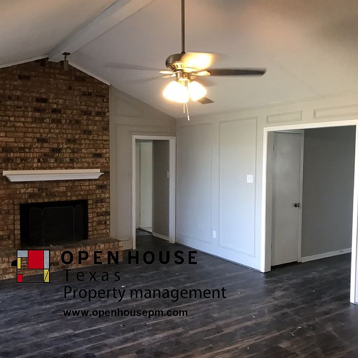 2nd image of 4605 Burdock Dr