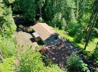 15727 NW Sheltered Nook Rd, Portland, OR 97231