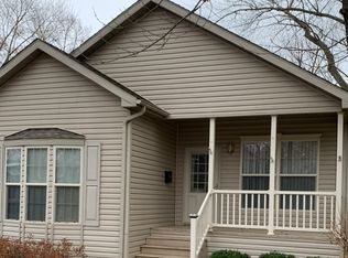 247 Northshore Rd, Elgin, IL 60123