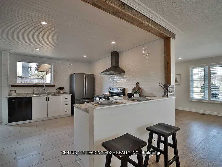 3 Crombie Pl — Photo 20