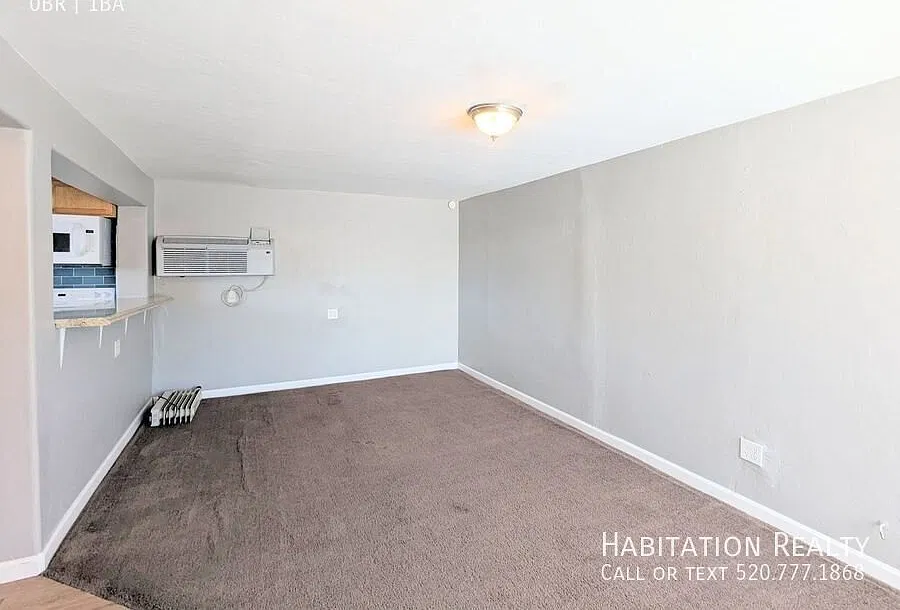 Renovated studio/1bath + a private yard at the Keeling neighborhood! — Photo 3
