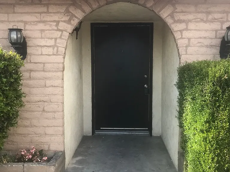 6400 Stockdale Hwy #1-4 — Photo 15
