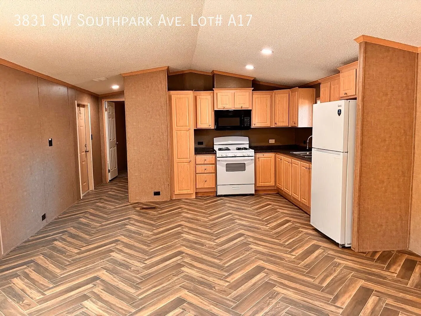 Call and schedule a showing today — Photo 4