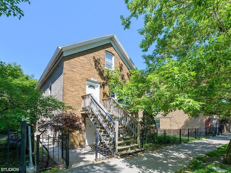 1744 N Hoyne Ave