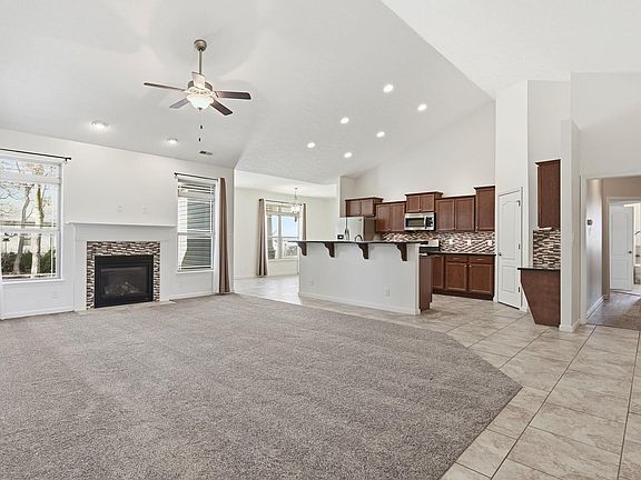 5th image of 4531 Blackstone Ct