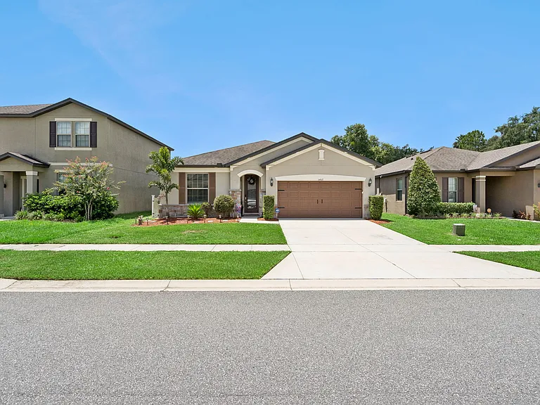5457 Animosh Ct — Photo 3