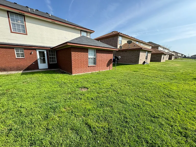4407 Jeff Scott Dr — Photo 27