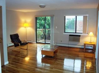 1205 26th Ave, Astoria, NY 11102