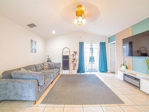 5th image of 1106 Windhorst Ridge Dr