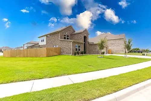 Building Photo - 20809 Pinewalk Dr