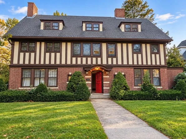 190 Fort Pleasant Ave, Springfield, MA 01108