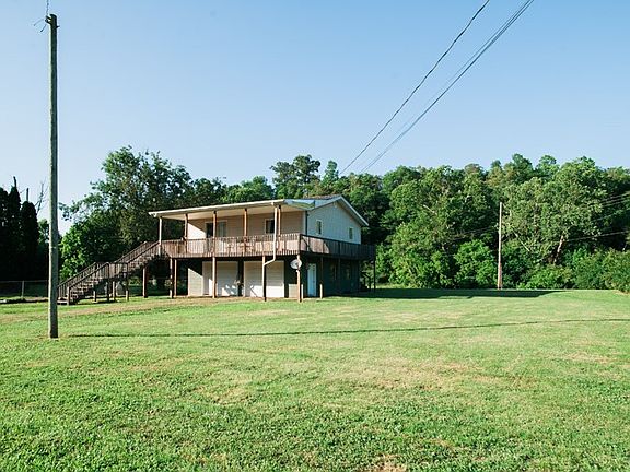3rd image of 267 Hunter Dr