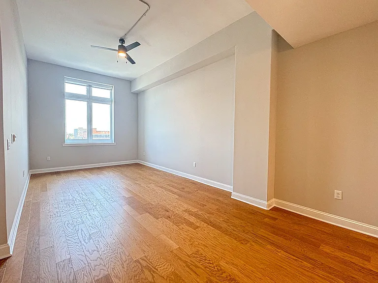 622 Main St — Photo 28