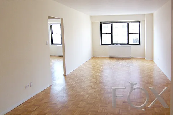 Rented by Fox Residential Group | media 17