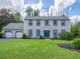 4 Claremont Rd, Hackettstown, NJ 07840