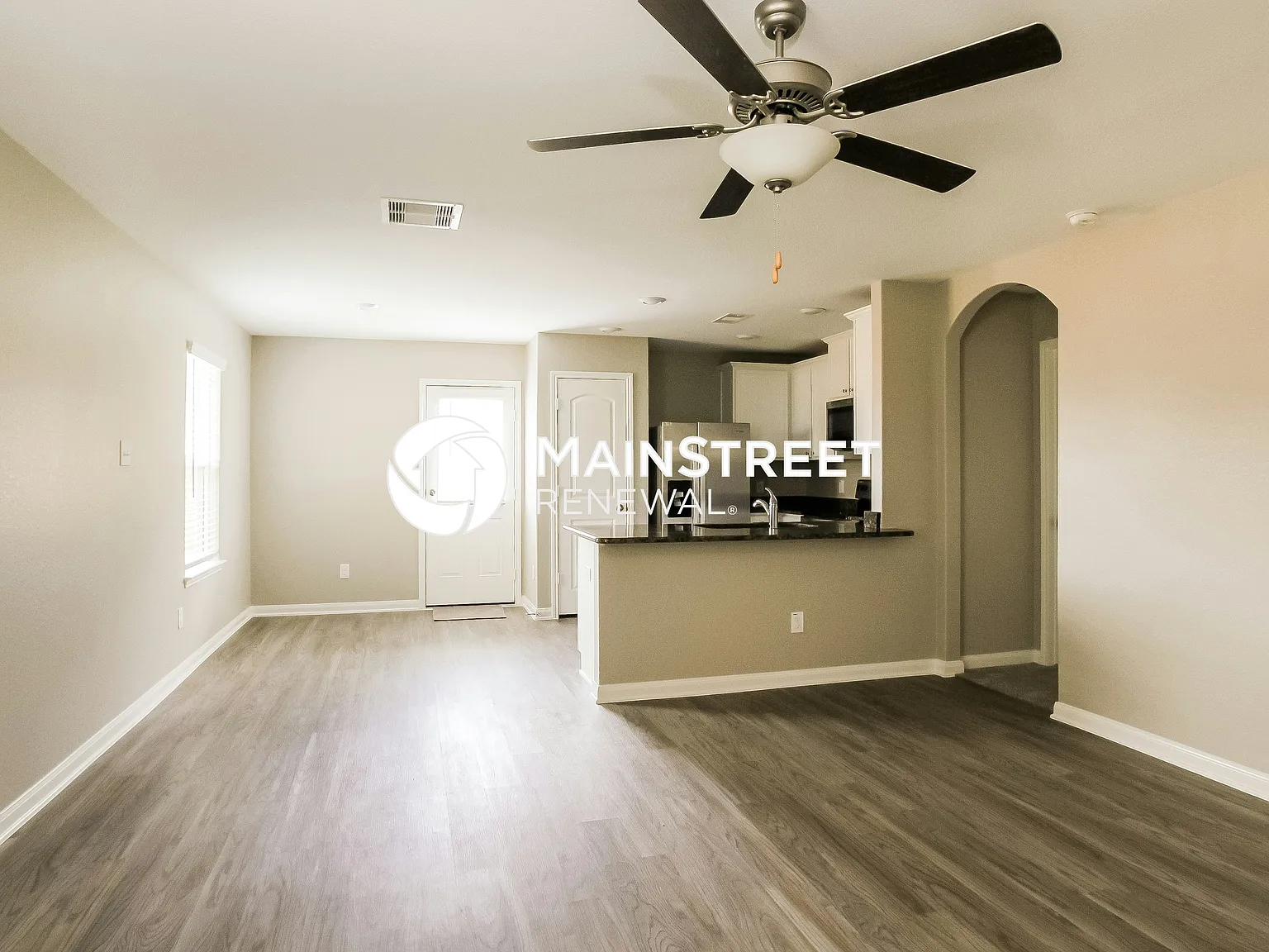 25261 Dickens Drive — Photo 4