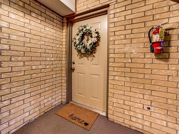 3rd image of 17960 66th Ct APT 1N
