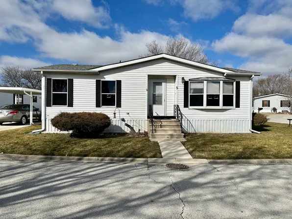 5 Maple Ridge Park, Manteno, IL 60950