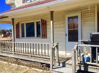 2 Gaelic Sq, Jonesport, ME 04649