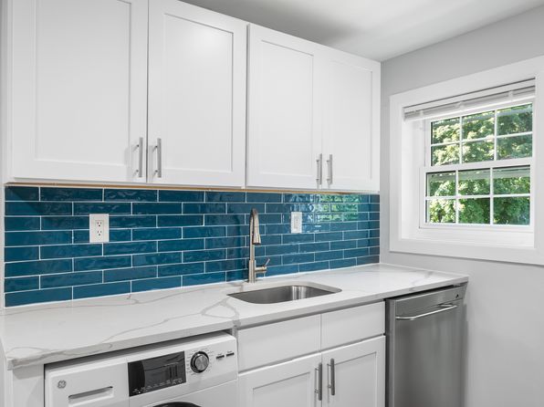 26 Bishop Ln #1-60B