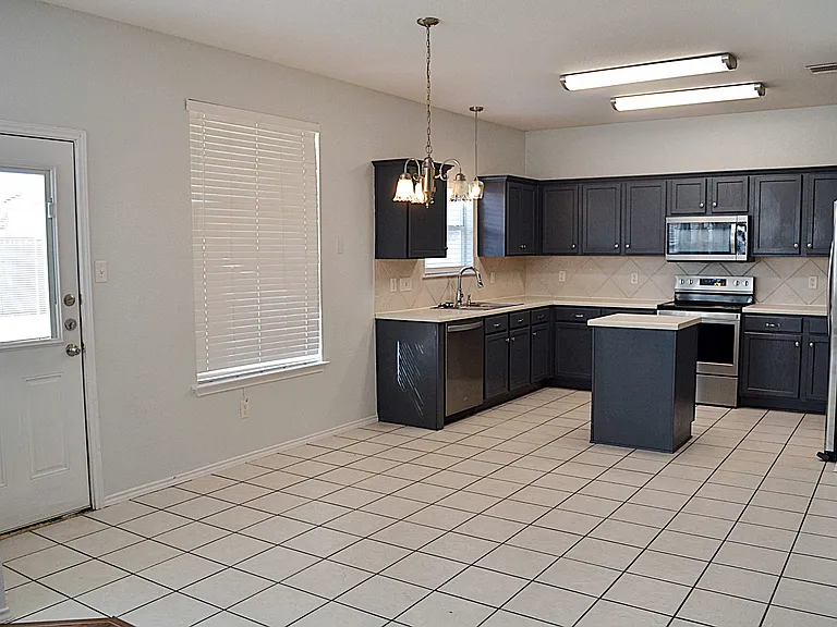 5000 Sydney Harbour Ct — Photo 15