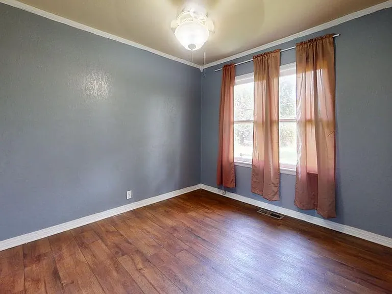 1313 Vieux Dr — Photo 5