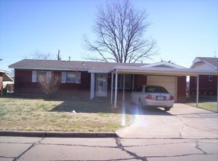 5816 NW Dearborn Ave, Lawton, OK 73505