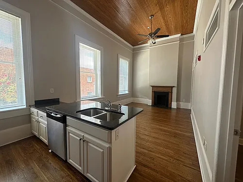 Floor plan 2 Bedroom 2 Bath