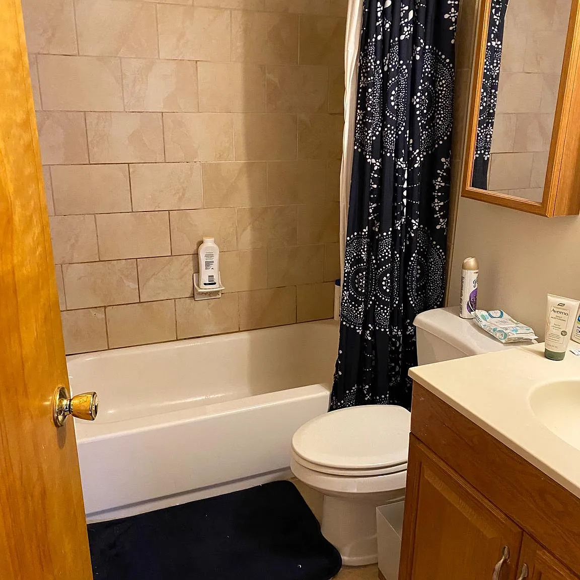 2 bed, 2016 sqft, $2,300 — Photo 4