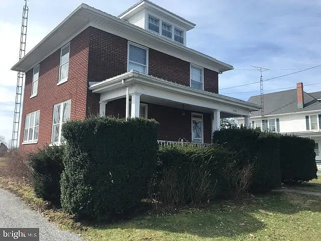 6874 Lincoln Way W photo 1