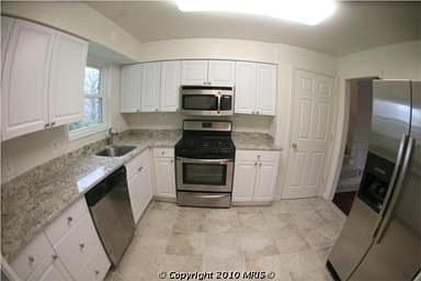 2nd image of 5800 Flanders St