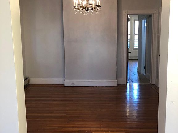 4th image of 1-518 15th St Floor 2