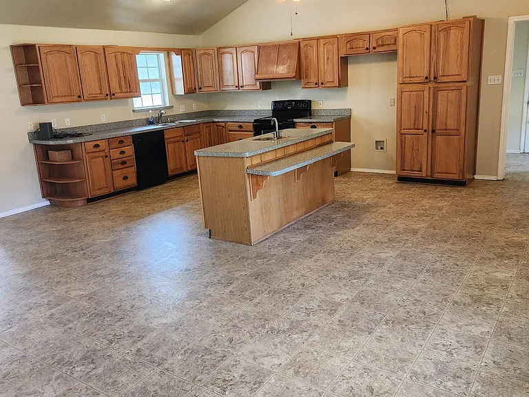 9517 County Road 419 — Photo 3