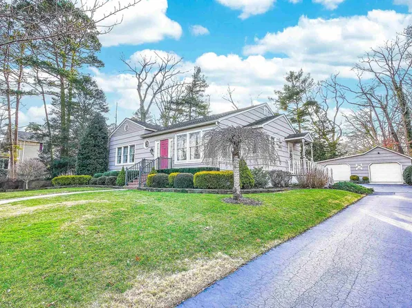 805 Bayview Dr, Absecon, NJ 08201