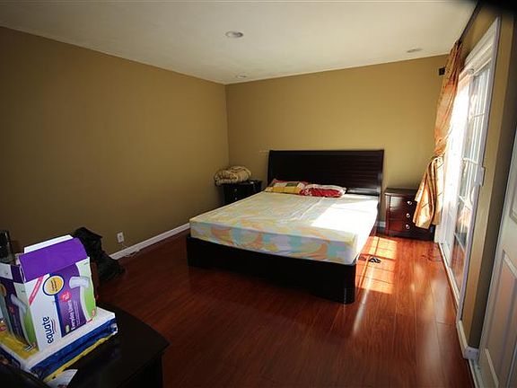 3rd image of 1153 Camano Ct