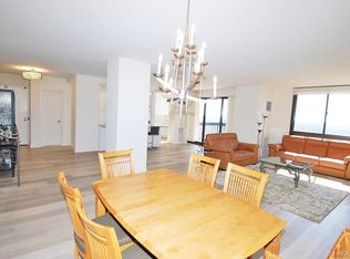 27110 Grand Central Pkwy APT 25N, Floral Park, NY