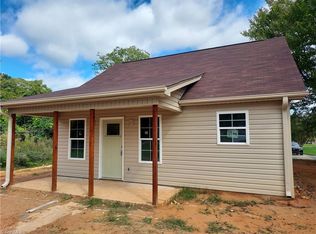 5704 Old Walkertown Rd, Walkertown, NC 27051