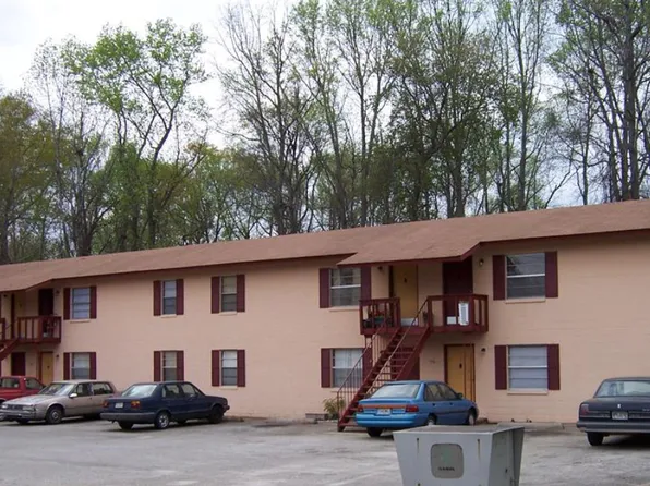 223/226 Peachtree St, Statesboro, GA 30458