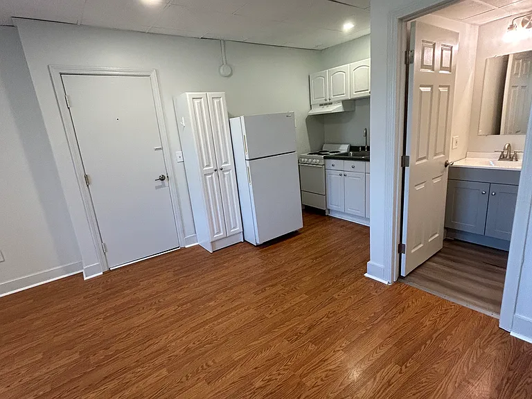 323 Water St #2 — Photo 5