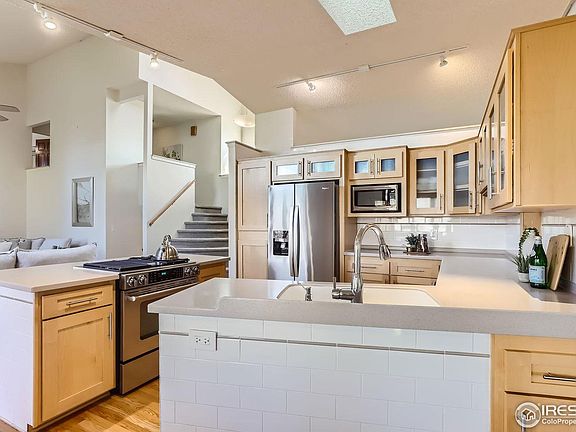 5th image of 1219 Twin Peaks Cir