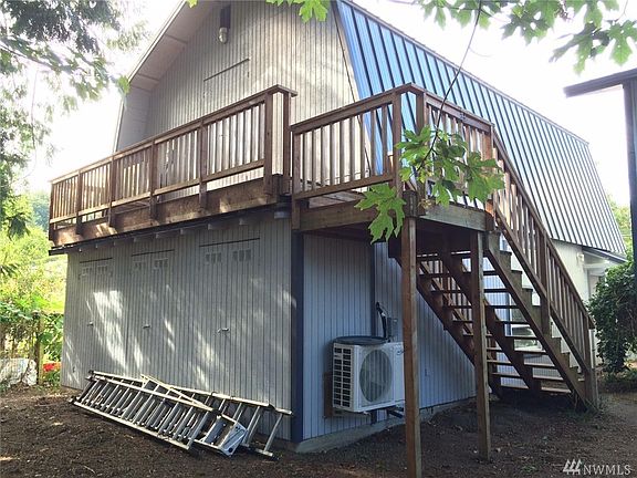 3rd image of 6691 NE Geneva St