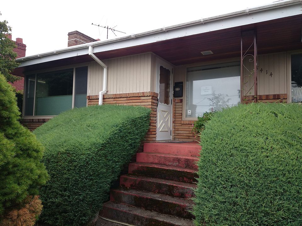 2nd image of 5414 SW Genesee St