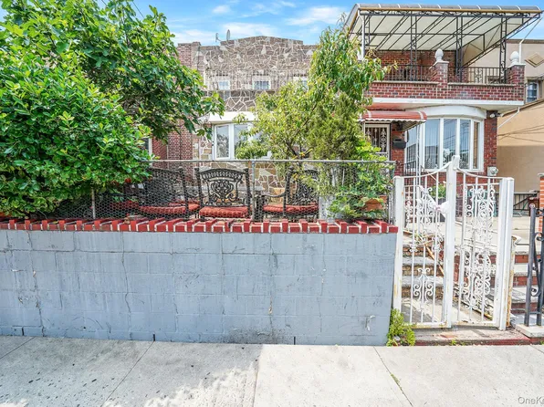 2168 37th Street, Astoria, NY 11105