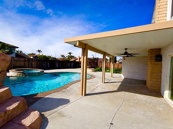 3rd image of 15375 Paseo Carmel