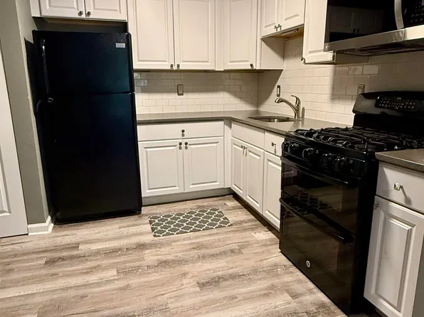 12 Colonial Ct #12, Galloway, NJ 08205
