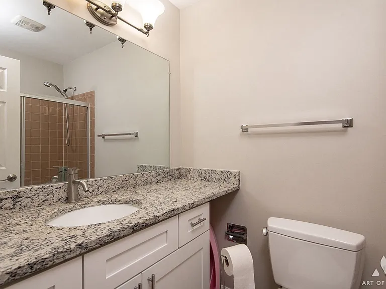 257 Coventry Cir — Photo 22