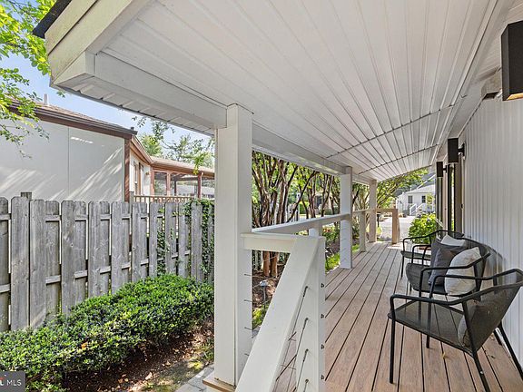4th image of 21170 1st St